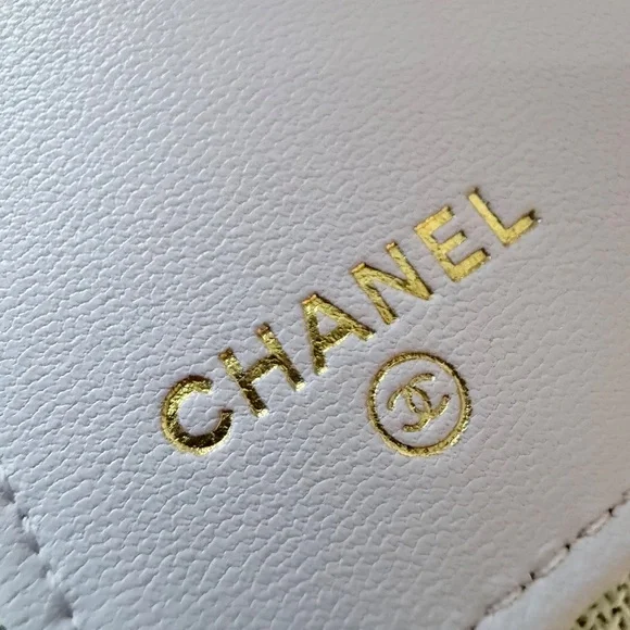 Chanel Wallet - Picture 5 of 5